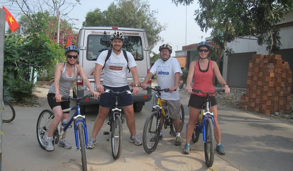 a group of 4 people