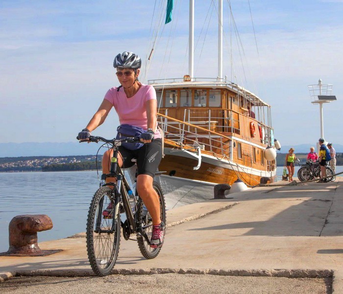 Cycling & Cruising
