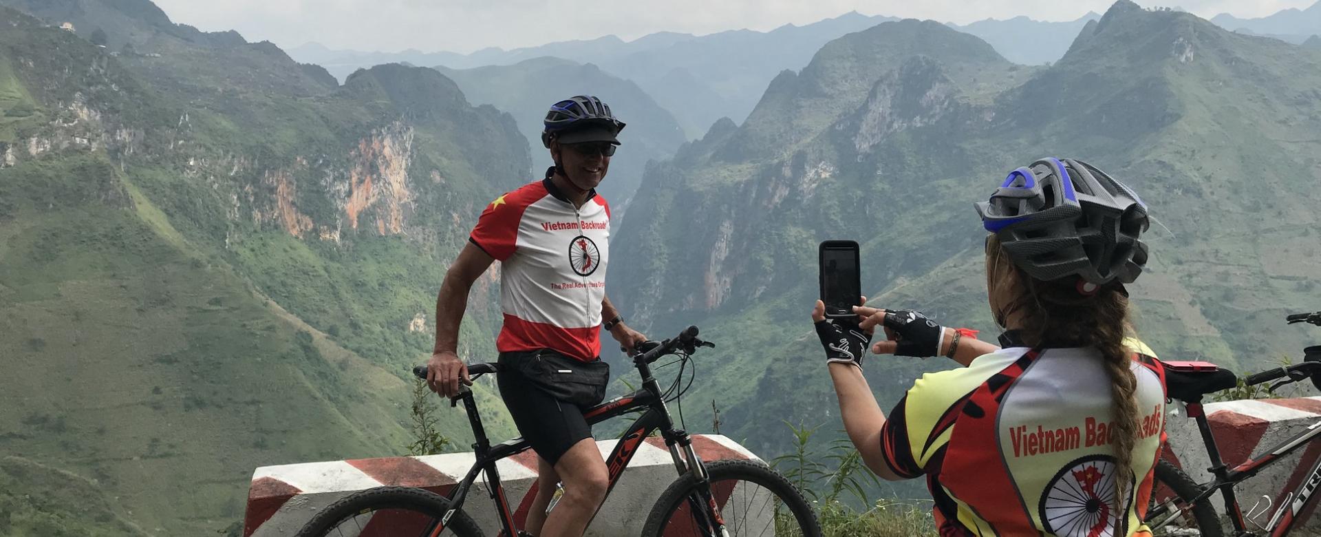 far north Vietnam mountain cycling tours, Explore Ha Giang, Ma Pi Leng, Skywall, Cao Bang