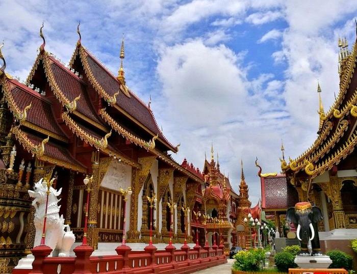 Cycling Vietnam to Laos to Cambodia, cycle from Hue to Pakse to Siem Reap