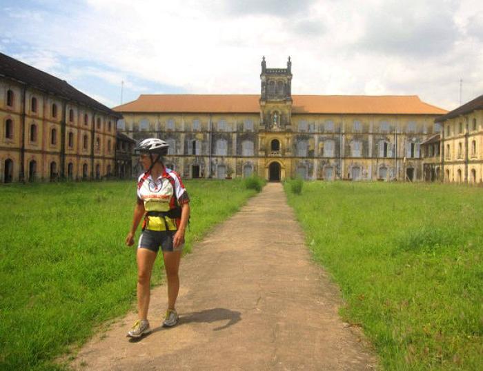 Venture onto scenic villages, explore authentic rurals of Tra Vinh, Can Tho, Chau Doc, and Cao Lanh